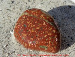 roter Ostsee Quarzporphyr 02