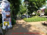 Parken entlang der Strandstraße Ecke Lindenstraße bei der Litfaßsäule