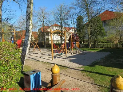 Wustrow Piratenspielplatz am Ende der Strandstraße